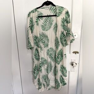 Lush palm print swim coverup. Size medium.